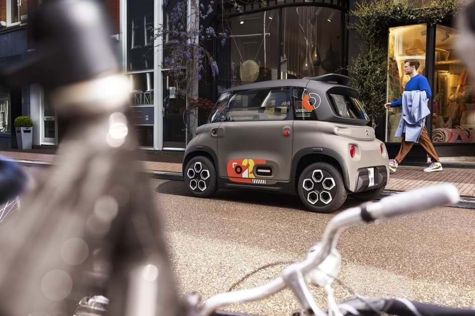 Citroën Ami ganha nova versão Peps para colorir o tráfego urbano