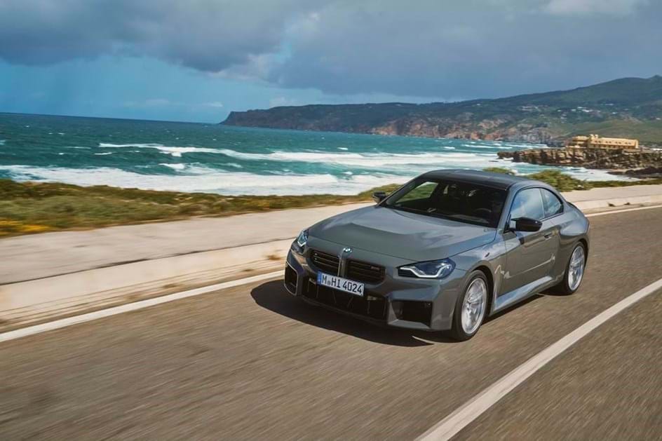 BMW M2 actualizado: mais potência para maior gozo ao volante