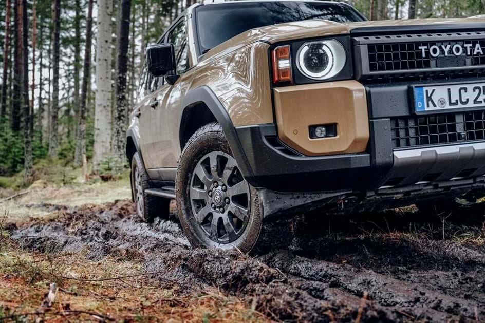 Novo Toyota Land Cruiser quase a chegar; saiba quanto custa - Novos ...