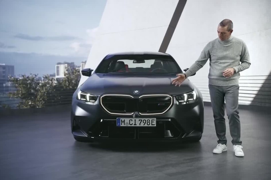 Fibra de carbono tornam 727 cv do BMW M5 ainda mais apetecíveis