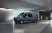 Renault Master impõe novos padrões em modo 'diesel' e eléctrico