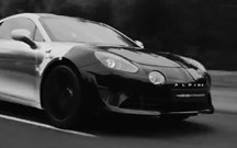 Alpine A110 S Monochromatic troca a cor pelo preto e branco