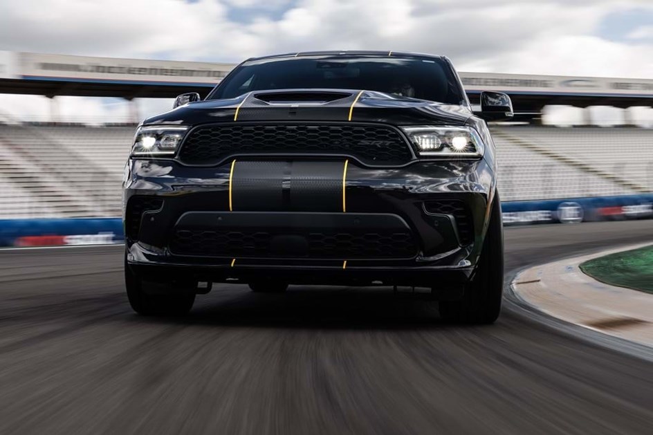 'Muscle car' em forma de SUV: Durango equipa derradeiro V8 SRT da Dodge