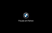 Prazer de guiar um BMW une gerações no Natal