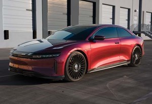 Não cabia lá dentro: veja o que Shaquille O’Neall fez ao Lucid Air