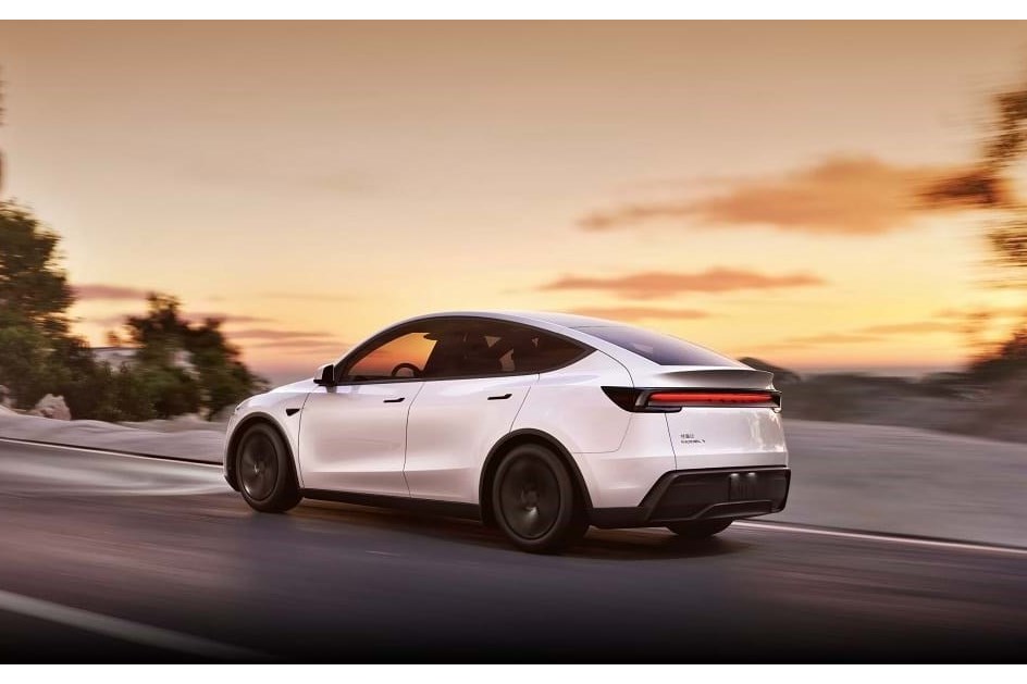 Tesla Model Y com visual mais futurista e autonomia alargada