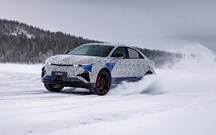 Alpine A390 em testes no Árctico começa a despir a camuflagem