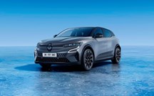 Renault Mégane já é Esprit Alpine; linha Evolution ''suspensa''