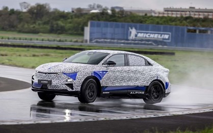 Alpine A390 finaliza ensaios em pista molhada antes da estreia