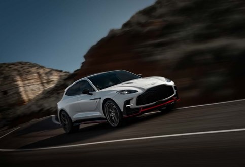 Ainda mais feroz: Aston Martin DBX S propõe 727 cv extremos