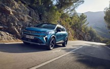 Mais potentes: Renault Captur e Symbioz 100% híbridos passam a 160 cv
