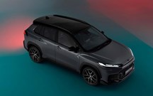 Toyota Corolla Cross renova-se e ganha inédito GR Sport