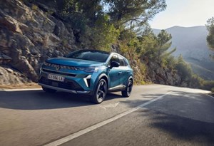 Mais potentes: Renault Captur e Symbioz 100% híbridos passam a 160 cv
