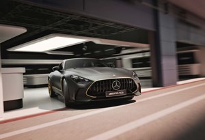Mercedes-AMG GT 63 APXGP Edition celebra 'F1' com Brad Pitt