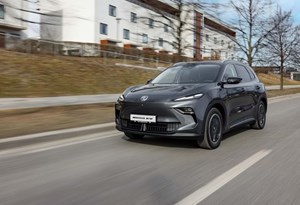 Novo MG S5 EV substitui ZS eléctrico com mais potência e autonomia 