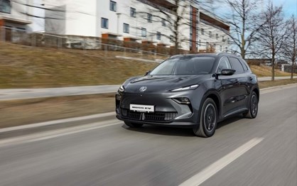 Novo MG S5 EV substitui ZS eléctrico com mais potência e autonomia 