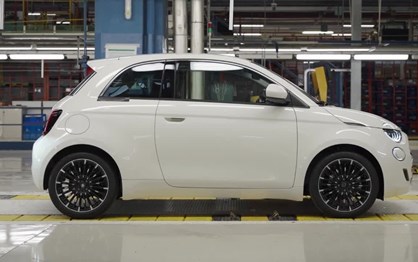 Fiat 500 Hybrid em pré-produção; lançamento ainda este ano