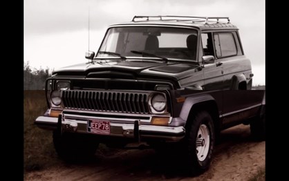 Jeep Cherokee volta em modo híbrido; eléctrico é uma incógnita