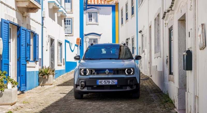 Renault 4 E-Tech Electric: um regresso chique ao futuro