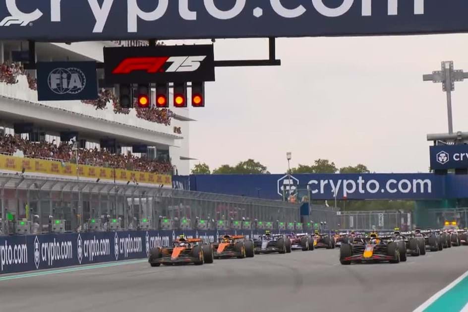 F1: Óscar Piastri imparável vence GP de Miami 