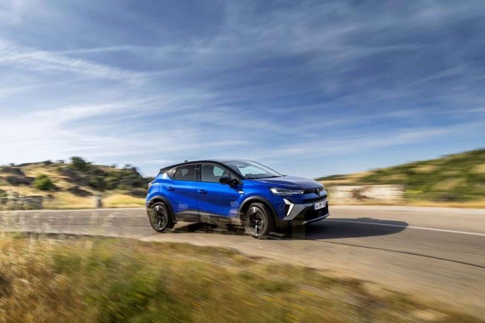 Mais potentes: Renault Captur e Symbioz 100% híbridos passam a 160 cv