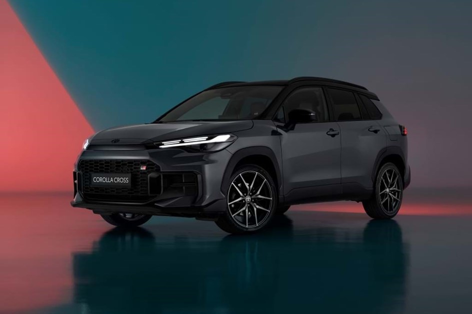 Toyota Corolla Cross renova-se e ganha inédito GR Sport
