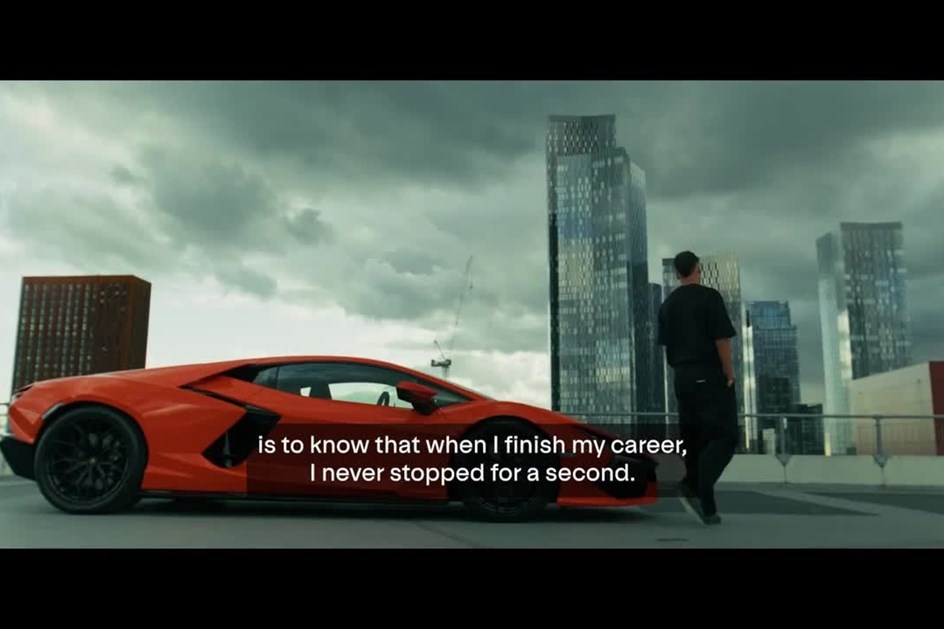 Lamborghini Revuelto é a ''menina dos olhos'' de Ruben Dias