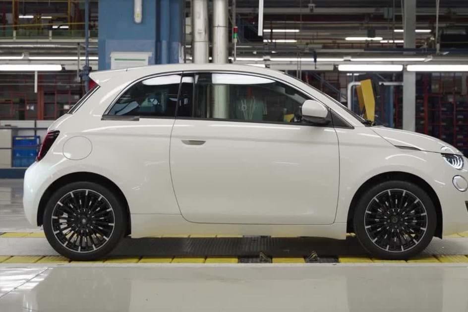 Fiat 500 Hybrid em pré-produção; lançamento ainda este ano