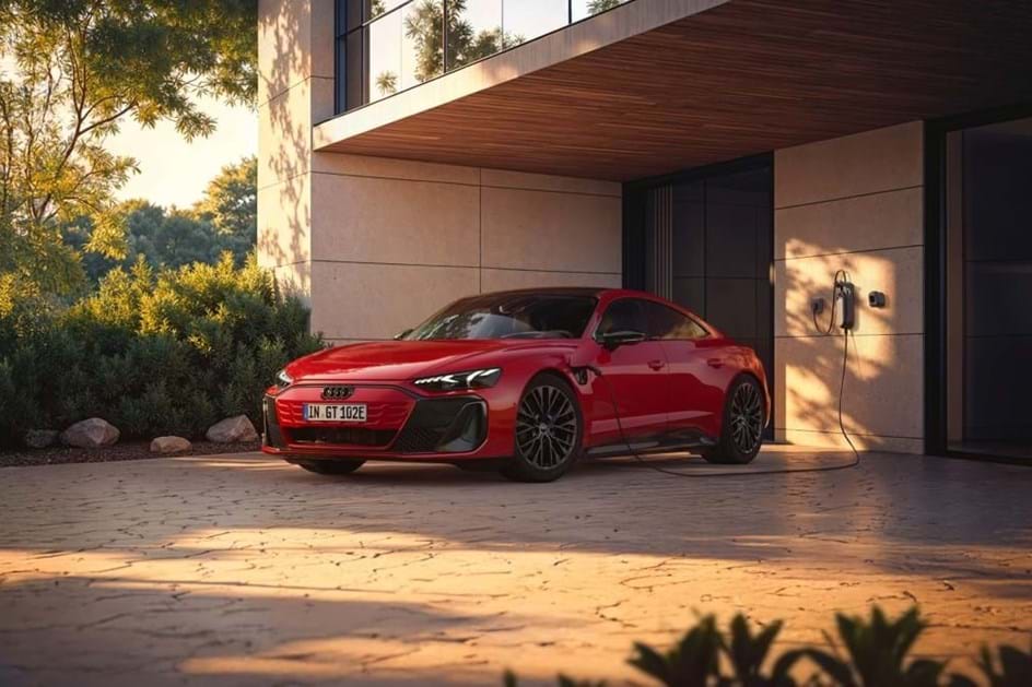 Audi e-tron GT baixa preço com nova entrada de gama