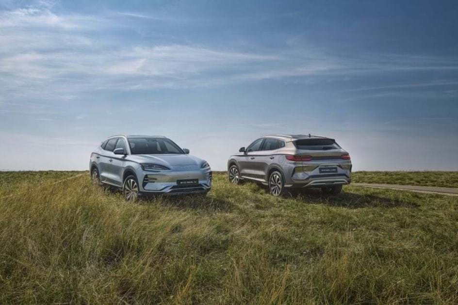 BYD em ''guerra'' de preços; rivais chineses caem na bolsa