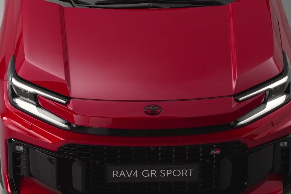 GR Sport faz do Toyota RAV4 um ''especialista'' do 'off-road'