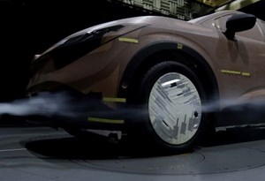 Novo Nissan Leaf irá ''libertar'' 218 cv mais eficientes