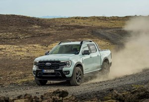Ford Ranger eleva potência aos 280 cv em modo híbrido
