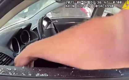 EUA: bebé a ''assar'' dentro do carro salvo pela polícia