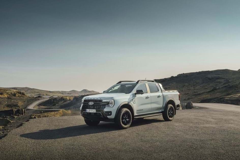 Ford Ranger eleva potência aos 280 cv em modo híbrido