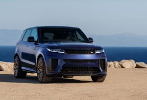 Range Rover Sport ainda mais distinto com tratamento SV Bespoke