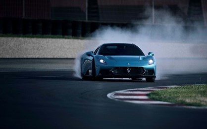 Maserati ''troca'' MC20 pelo MCPura sem ''mexer'' no V6 Nettuno