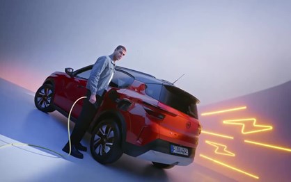 Opel Frontera vai mais longe: Extended Range chega aos 410 km