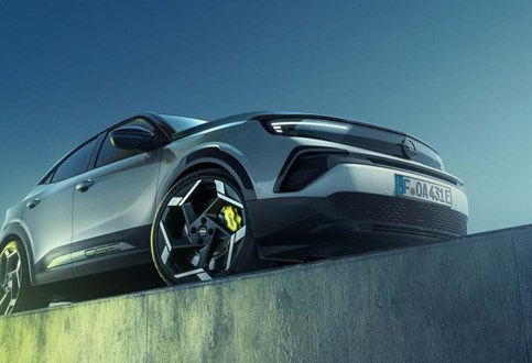 Opel Mokka ganha músculo com GSE de 280 cv