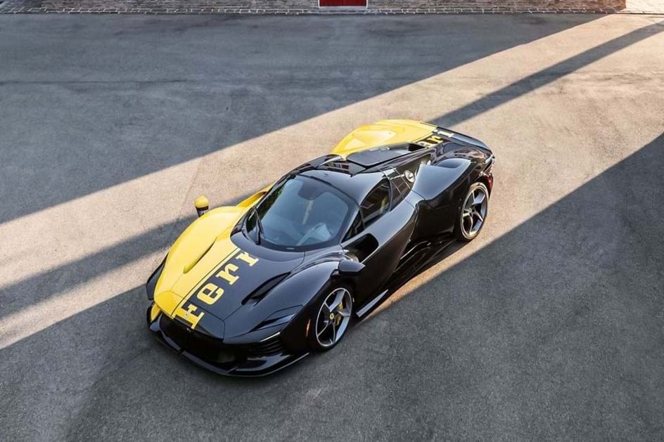Tailor Made é o derradeiro Ferrari Daytona SP3 que poderá comprar