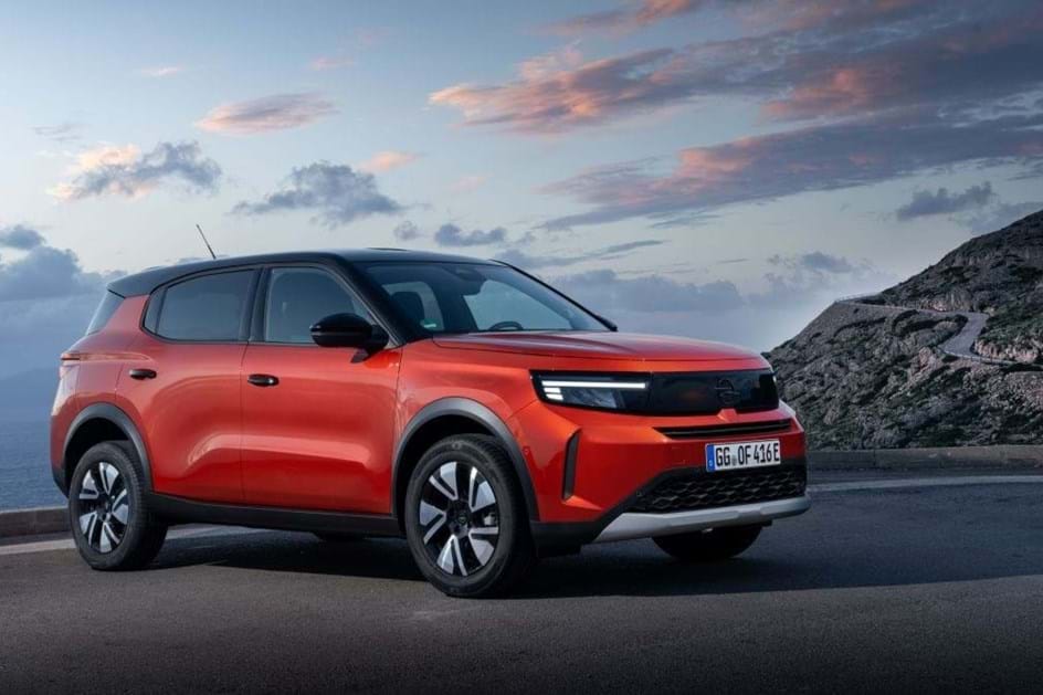 Opel Frontera vai mais longe: Extended Range chega aos 410 km