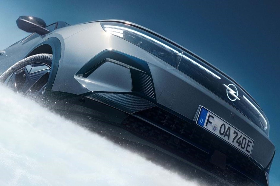 Opel Grandland Electric já é 4x4; reservas estão abertas