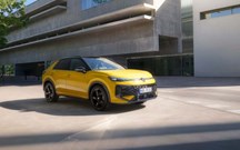Reforçar o sucesso: Volkswagen lança novo T-Roc... só em híbrido!