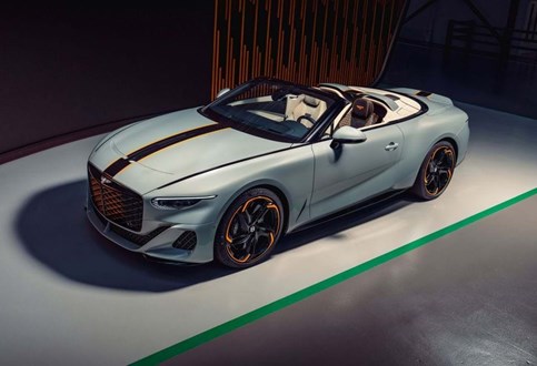 Ultra-luxo: Mullliner ''decora'' primeiro Bentley Batur Convertible