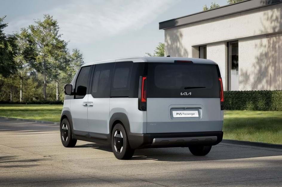 Kia PV5 define preços e abre pré-reservas nacionais