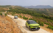 Uma aventura "geladinha": novo Jeep Compass traz neve a Lisboa