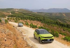 Uma aventura "geladinha": novo Jeep Compass traz neve a Lisboa