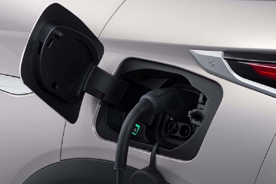 Pontos de carregamento de ''eléctricos'' alvos de roubos e vandalismo