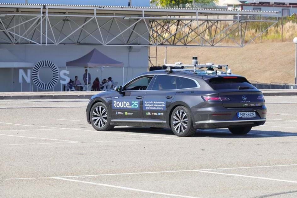 Operadora NOS testa condução autónoma em Aveiro
