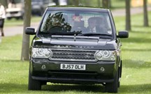 Compra Range Rover no eBay e descobre que foi da rainha Isabel II